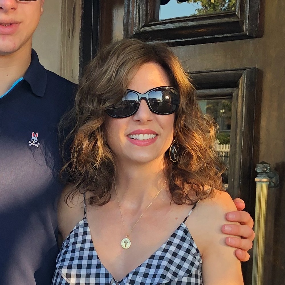 Meet your Posher, April